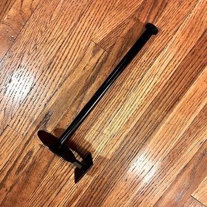 🆓🔴FWP🔴Paper towel holder